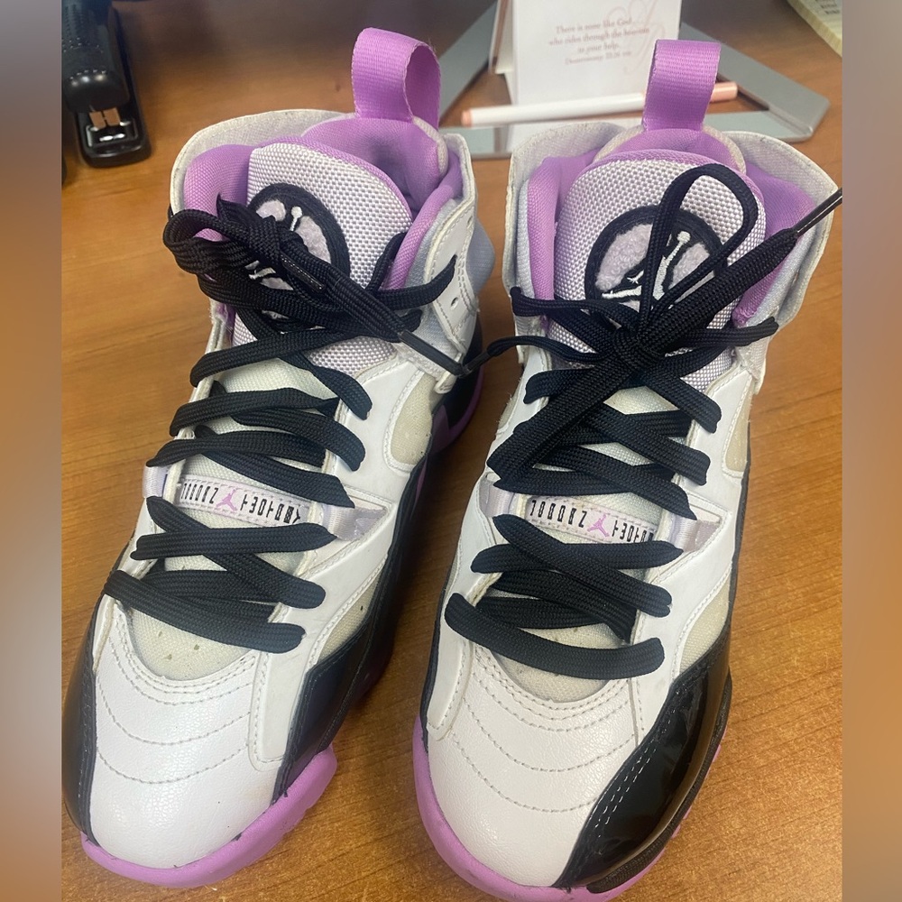 Jordan’s jumpman two trey